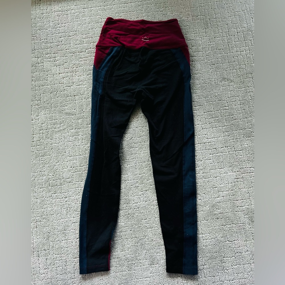 Beyond Yoga Color block 7/8 leggings
